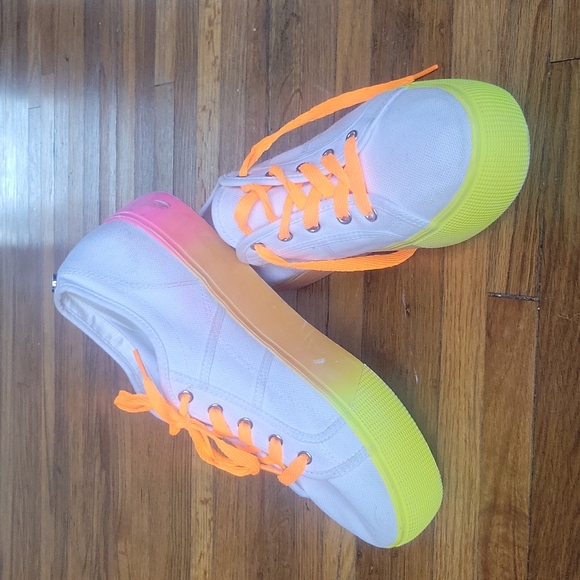 Steve Madden Shoes - Steve Madden|Tie Dye Platform Sneakers 11M